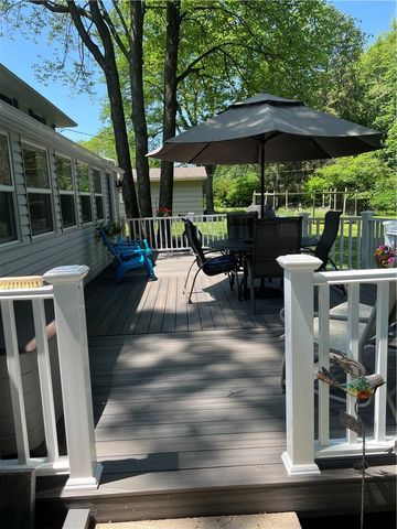 436 Brookwood Drive, Webster, NY 14580