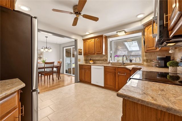 436 Brookwood Drive, Webster, NY 14580