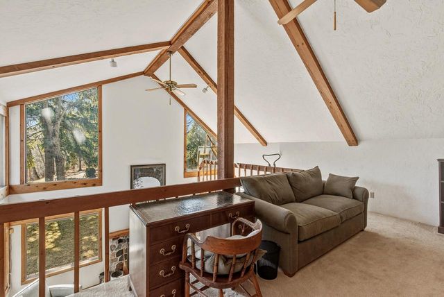 4992 Lake Bluff ROAD, Port Washington, WI 53074