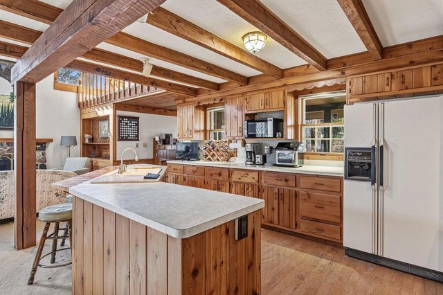 4992 Lake Bluff ROAD, Port Washington, WI 53074