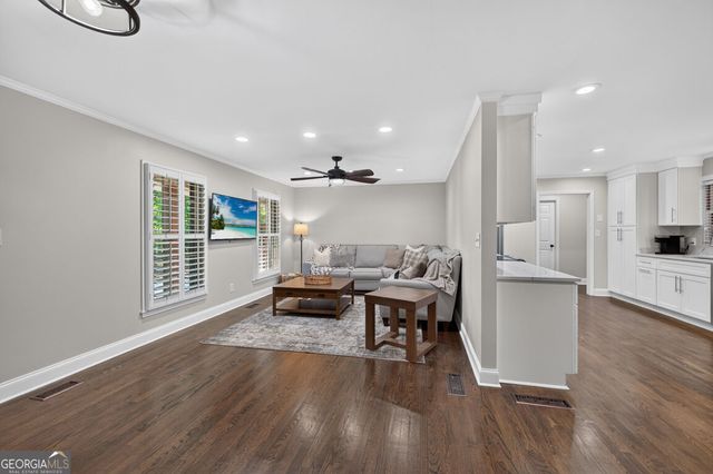 327 Dickson Drive, Jefferson, GA 30549