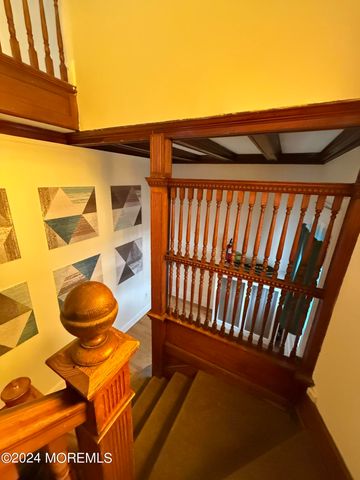 84 Mclaren Street, Red Bank, NJ 07701