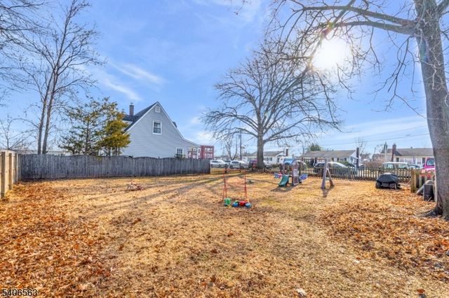 101 Lorraine Ave, Middlesex Boro, NJ 08846