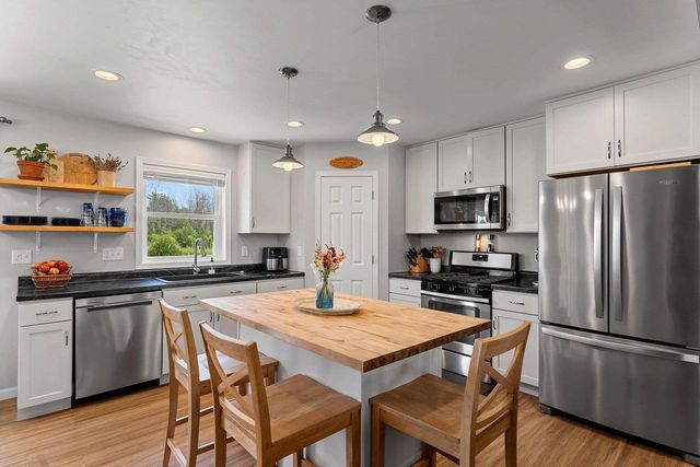 N9182 DYLAN DRIVE, Appleton, WI 54915