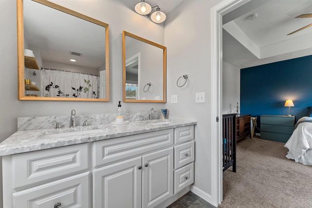 N9182 DYLAN DRIVE, Appleton, WI 54915