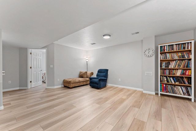 N9182 DYLAN DRIVE, Appleton, WI 54915