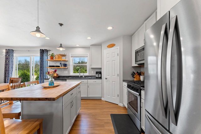 N9182 DYLAN DRIVE, Appleton, WI 54915