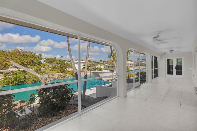 W 20841 8Th Avenue, Cudjoe Key, FL 33042