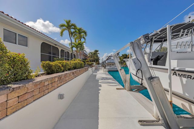 W 20841 8Th Avenue, Cudjoe Key, FL 33042