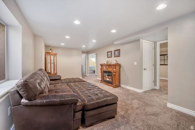 1143 W HOLLOW VIEW WAY, West Jordan, UT 84084