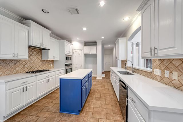 10311 Pitcataway Drive, Spring, TX 77379