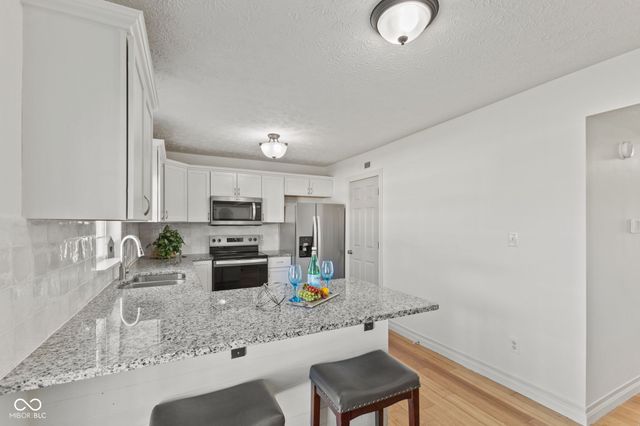 2248 Salem Park Drive, Indianapolis, IN 46239