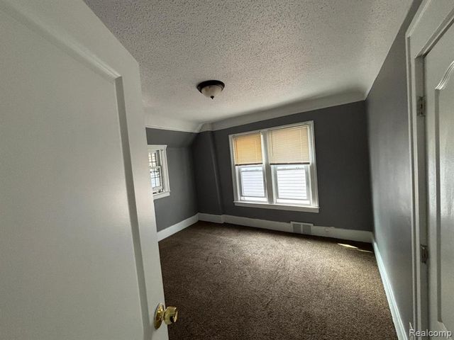 15821 Indiana Street, Detroit, MI 48238