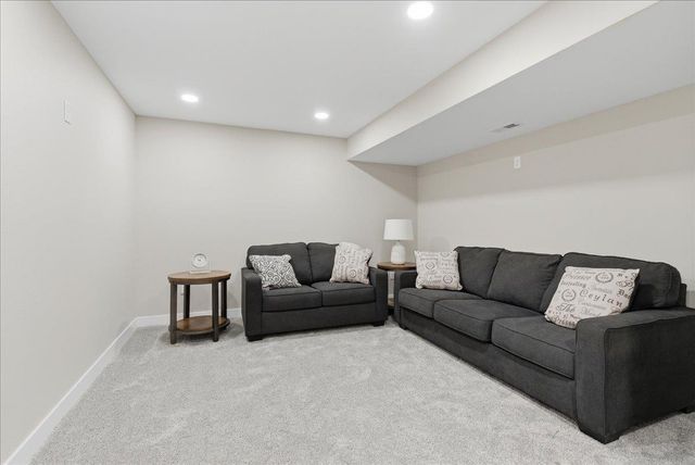 808 Clay Street, Cedar Falls, IA 50613