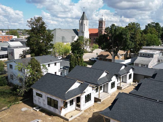 808 Clay Street, Cedar Falls, IA 50613