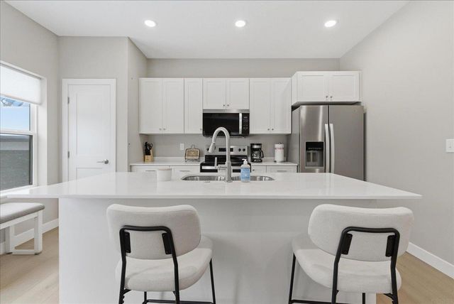 808 Clay Street, Cedar Falls, IA 50613