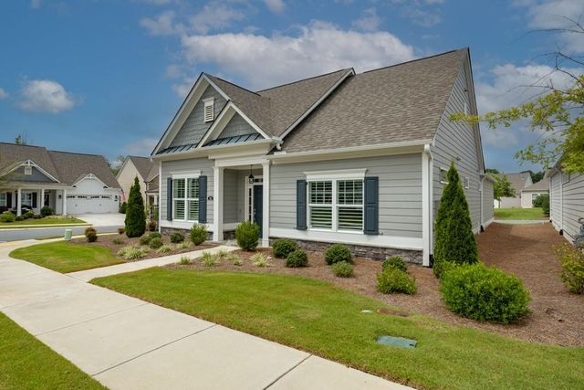 301 Bradford Walk, Woodstock, GA 30188