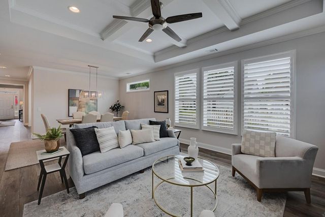 301 Bradford Walk, Woodstock, GA 30188