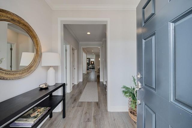 301 Bradford Walk, Woodstock, GA 30188