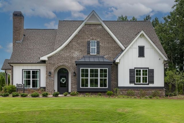 301 Bradford Walk, Woodstock, GA 30188