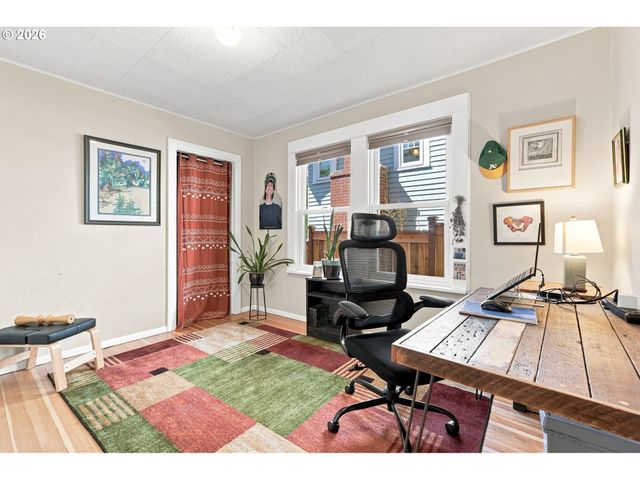 2472 Ne 51ST Ave, Portland, OR 97213