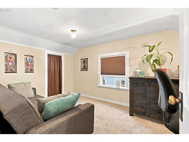 2472 Ne 51ST Ave, Portland, OR 97213