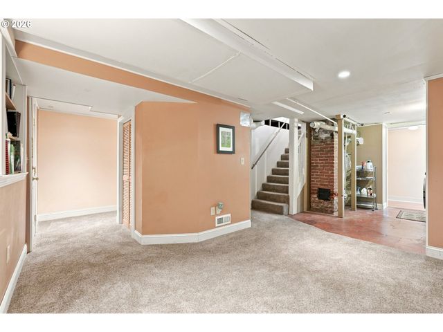 2472 Ne 51ST Ave, Portland, OR 97213