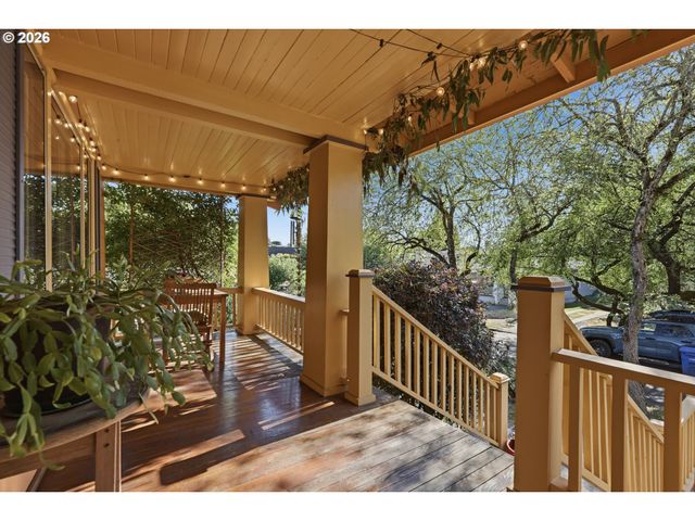2472 Ne 51ST Ave, Portland, OR 97213