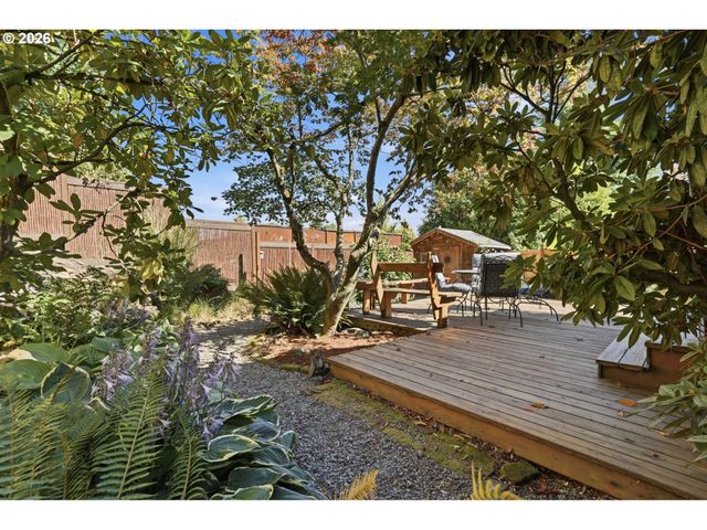 2472 Ne 51ST Ave, Portland, OR 97213