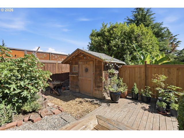 2472 Ne 51ST Ave, Portland, OR 97213
