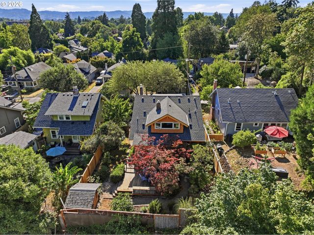 2472 Ne 51ST Ave, Portland, OR 97213