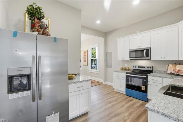 221 Mt Vernon AVE, Portsmouth, VA 23707