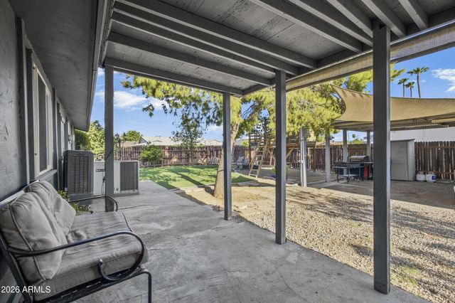 5203 W BANFF Lane, Glendale, AZ 85306