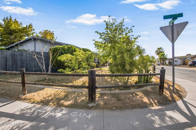 5203 W BANFF Lane, Glendale, AZ 85306