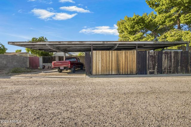 5203 W BANFF Lane, Glendale, AZ 85306