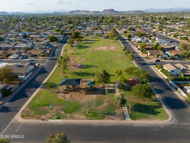 5203 W BANFF Lane, Glendale, AZ 85306
