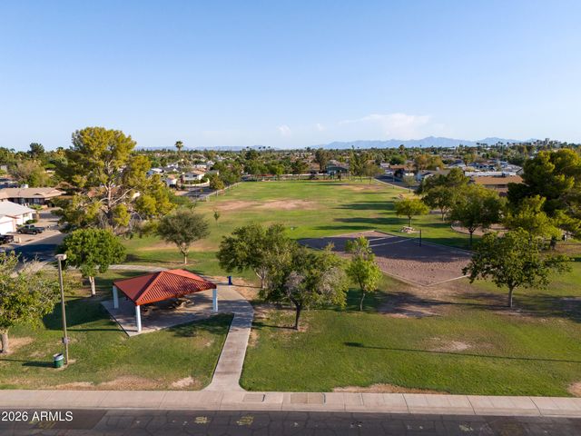 5203 W BANFF Lane, Glendale, AZ 85306