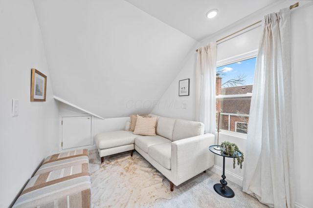 655 Brookside Drive, Columbus, OH 43209