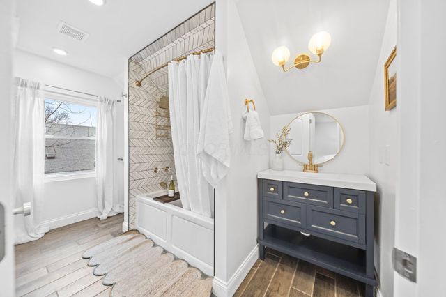 655 Brookside Drive, Columbus, OH 43209