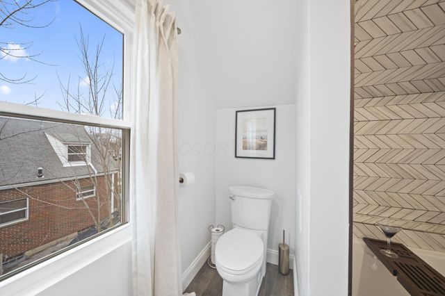 655 Brookside Drive, Columbus, OH 43209