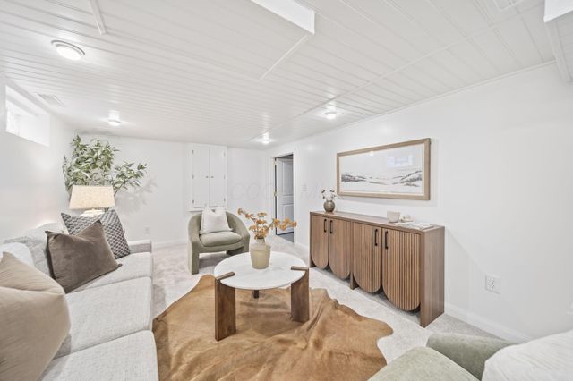 655 Brookside Drive, Columbus, OH 43209