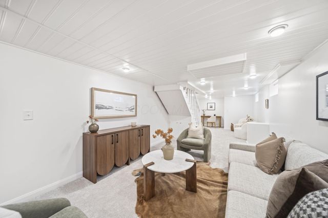 655 Brookside Drive, Columbus, OH 43209