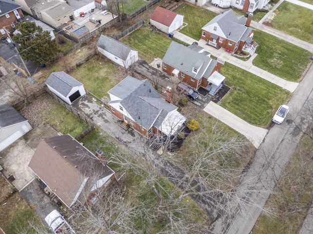 655 Brookside Drive, Columbus, OH 43209