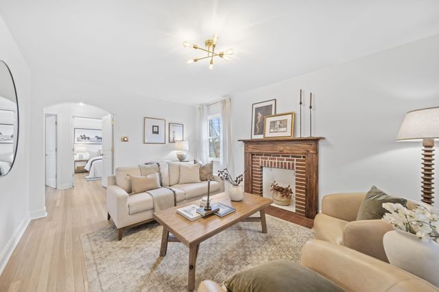 655 Brookside Drive, Columbus, OH 43209