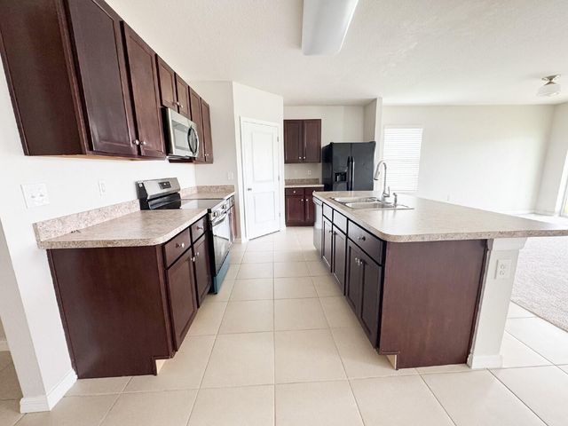405 GRIS SKY LANE, Bradenton, FL 34212