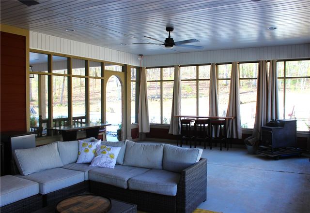 3777 N Sugarberry Lane, Springdale, AR 72764