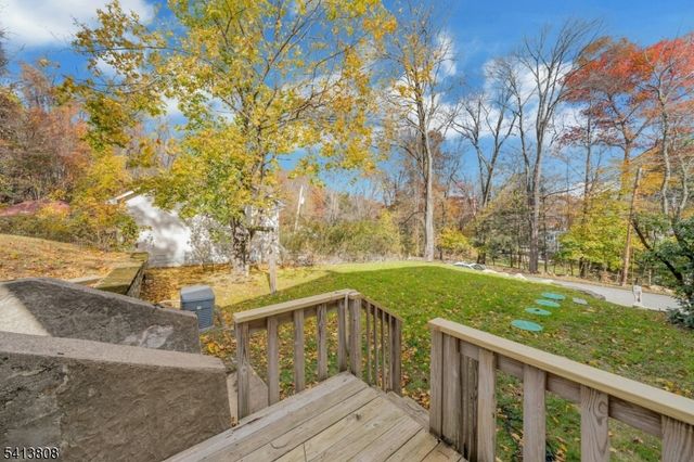 39 Delaware Rd, West Milford Twp., NJ 07421