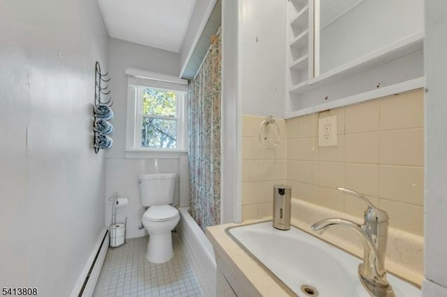 39 Delaware Rd, West Milford Twp., NJ 07421