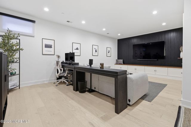 6 Linder Court 189, Middletown, NJ 07748