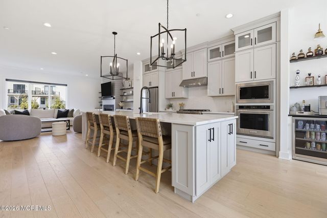 6 Linder Court 189, Middletown, NJ 07748